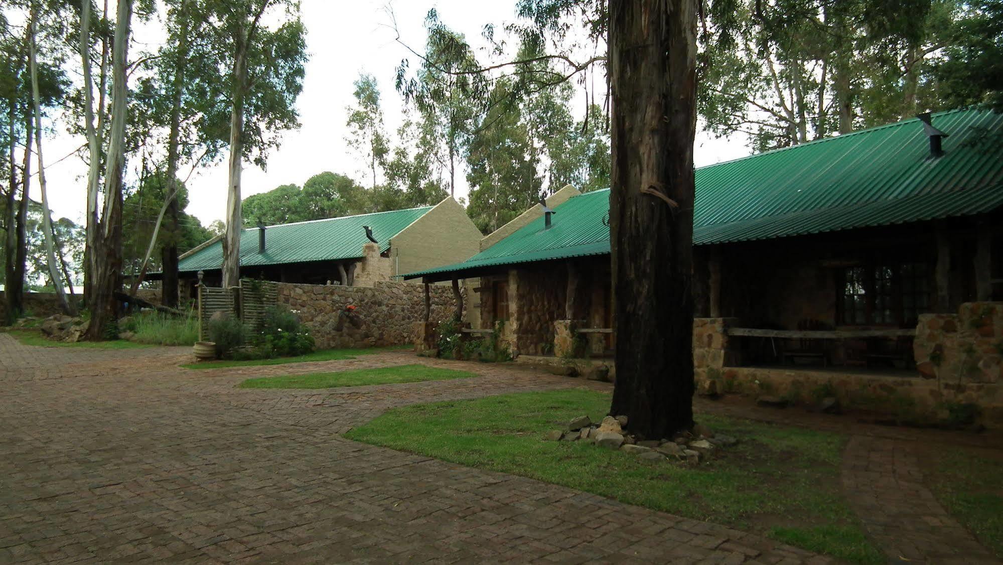 Kliphuisjes Hotel Dullstroom Exterior photo